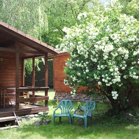 Les chalets Quazemi à Casteil Esterno foto