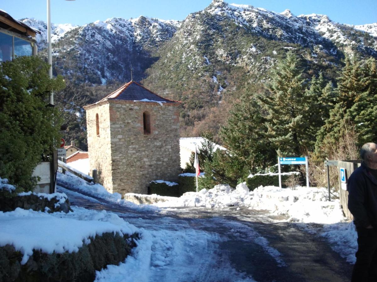Les chalets Quazemi à Casteil Esterno foto